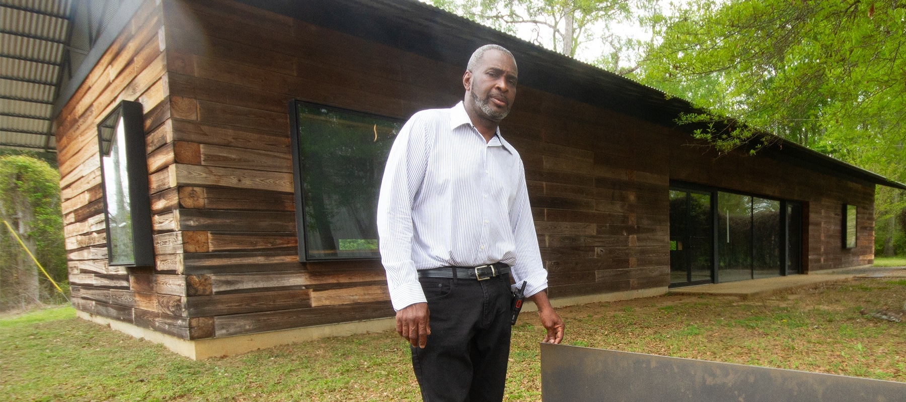 Ousted Black Alabama mayor will return to office under settlement