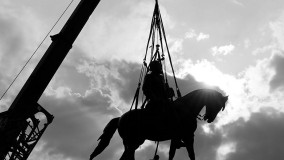 Statue of Confederate General Robert E. Lee removed in Richmond, Virginia