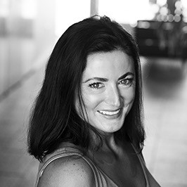 Liz Vinson Liz Vinson Bio Photo