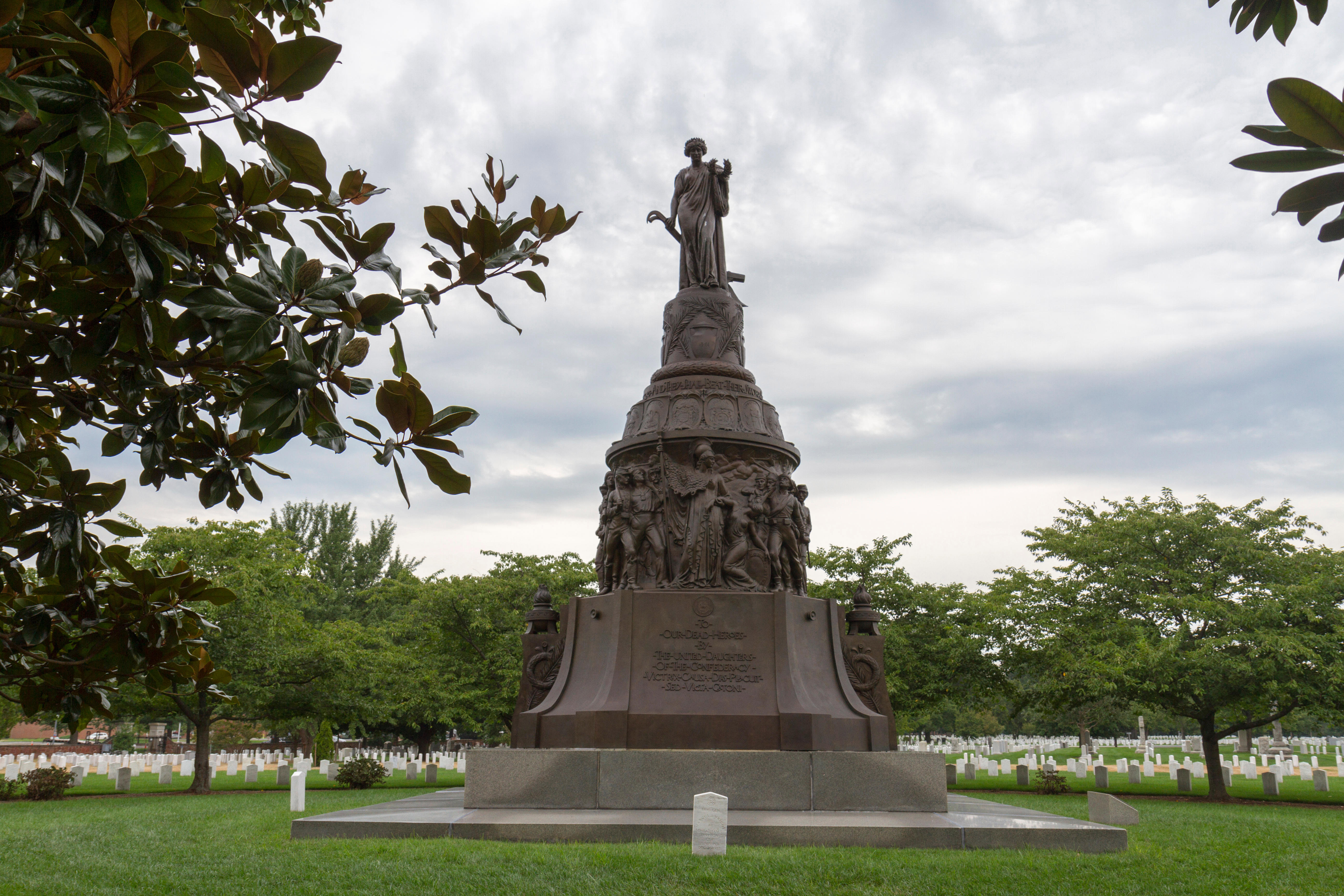 Arlington National Cemetery’s Confederate memorial