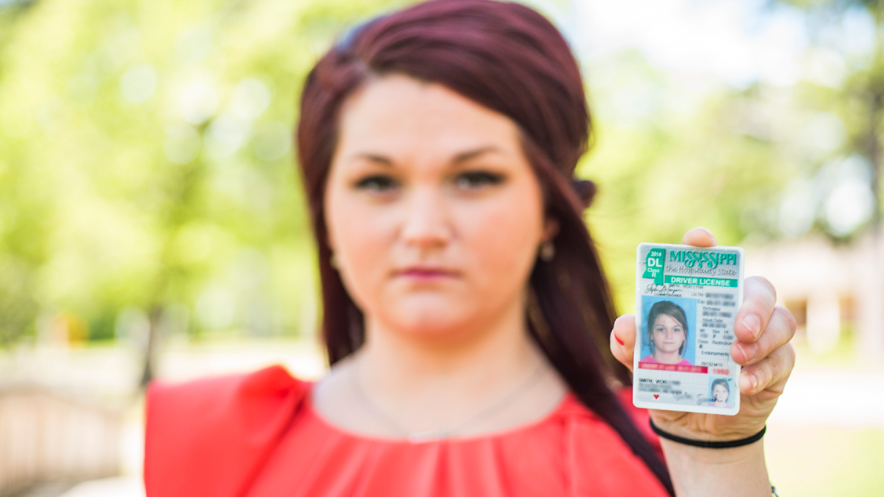splc_leg_vicki_smith_drivers_license_suspension_radkins_21