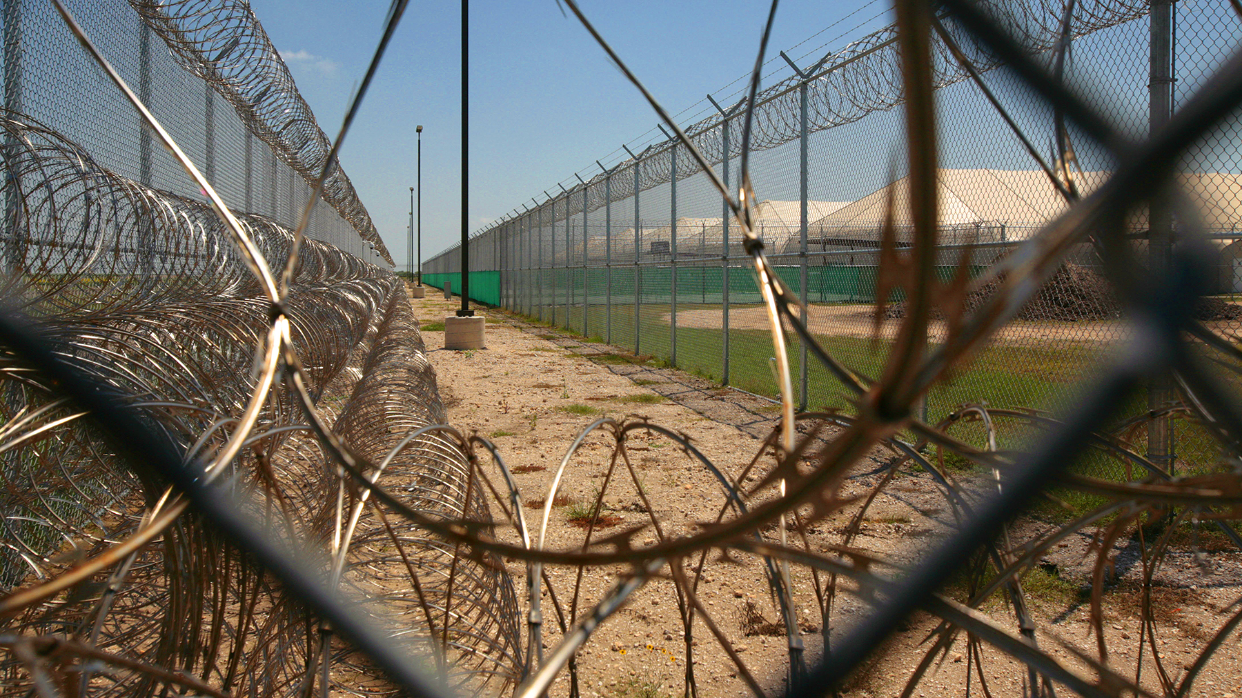 web_sifi_detention-center_getty-images