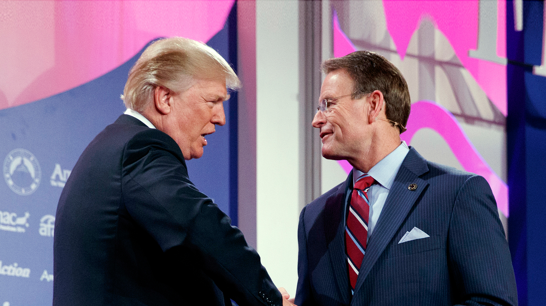 hw_values-voter-summit-tony-perkins-trump_091718