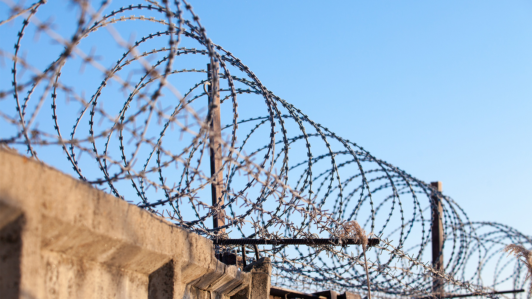 web_prison_istock-639207454