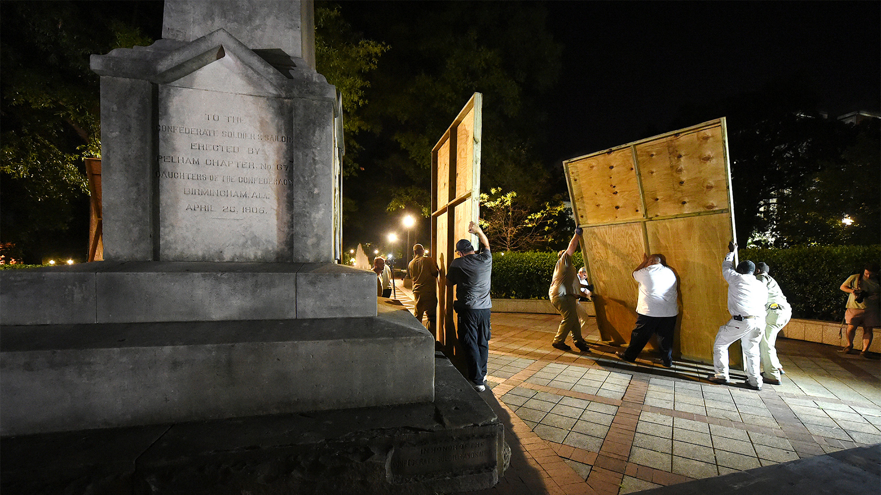 web_birmingham-confederate-monument_ap17228180753929