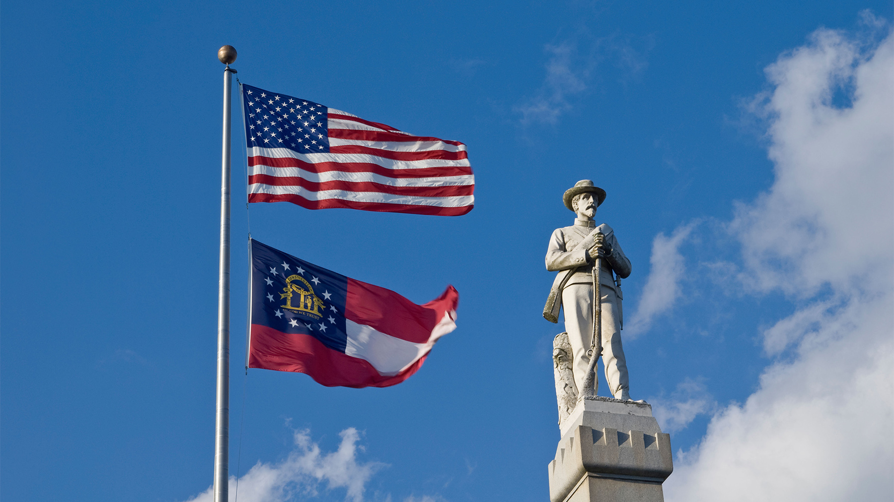web_georgia_confederate_monument_alamybfbna5