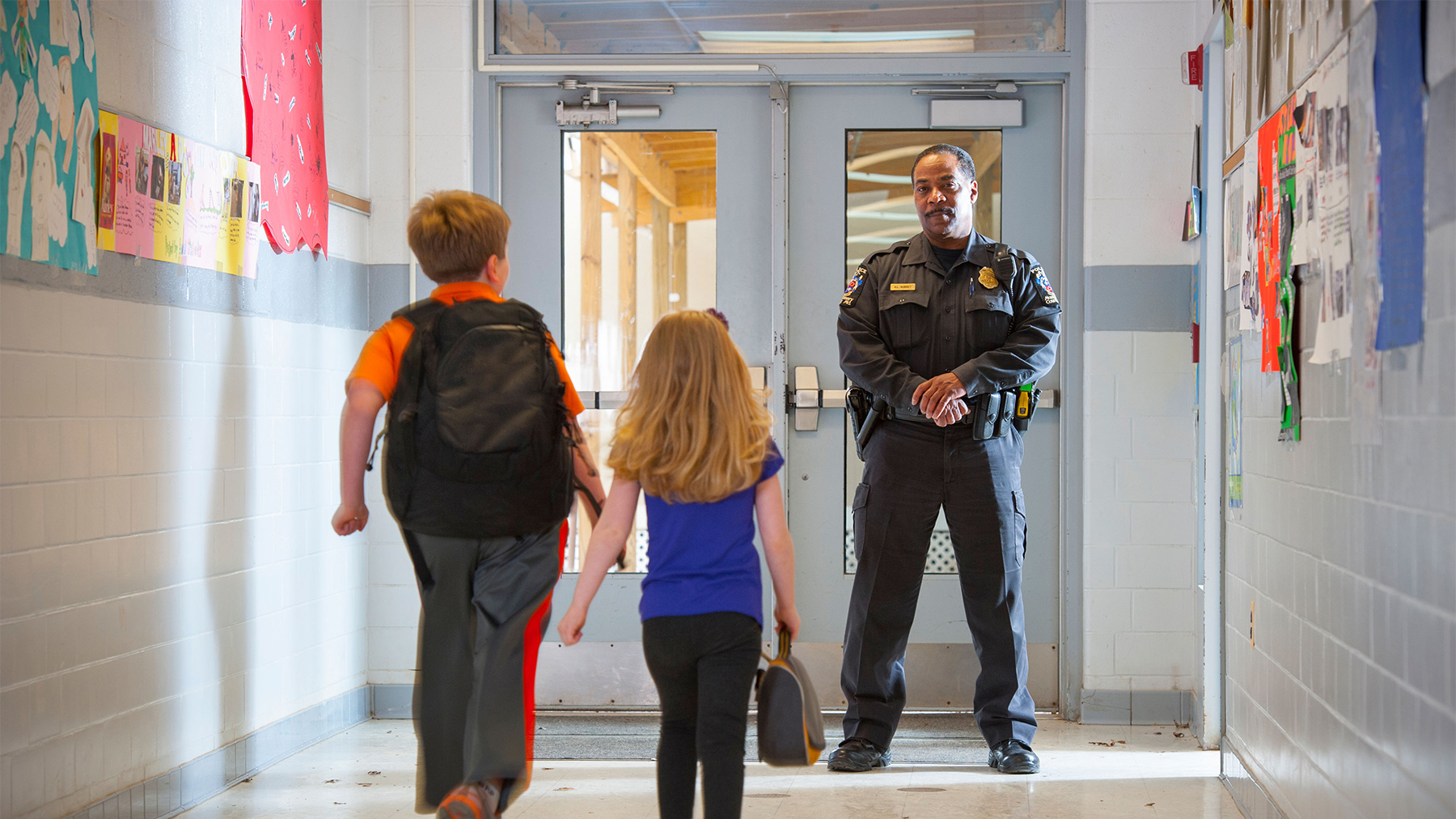 web_law_enforcement_in_la_schools_d5f10e