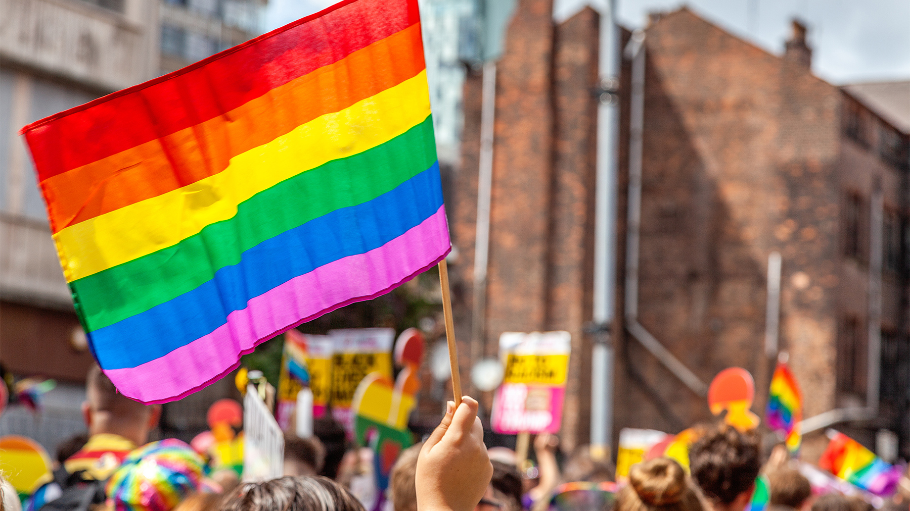 web_pride-flag_istock-1011203010