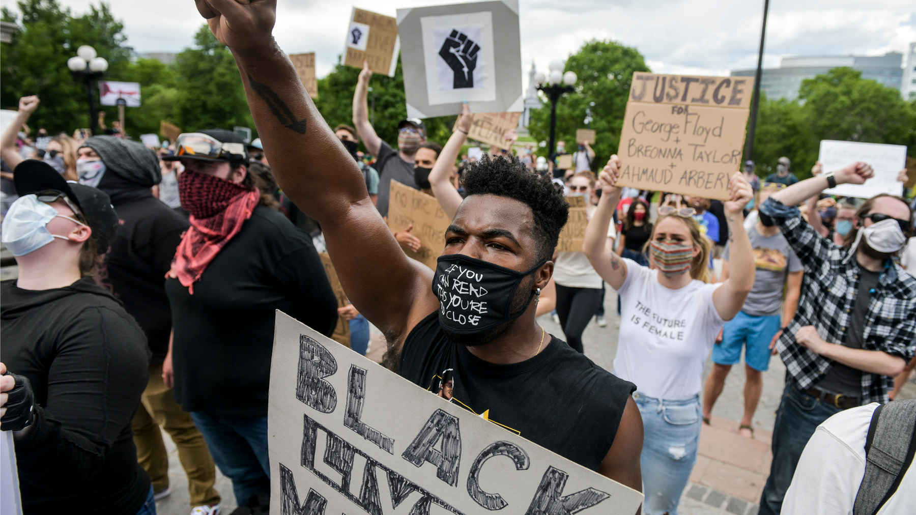 web_demand-justice-for-black-people_gettyimages-1216590357