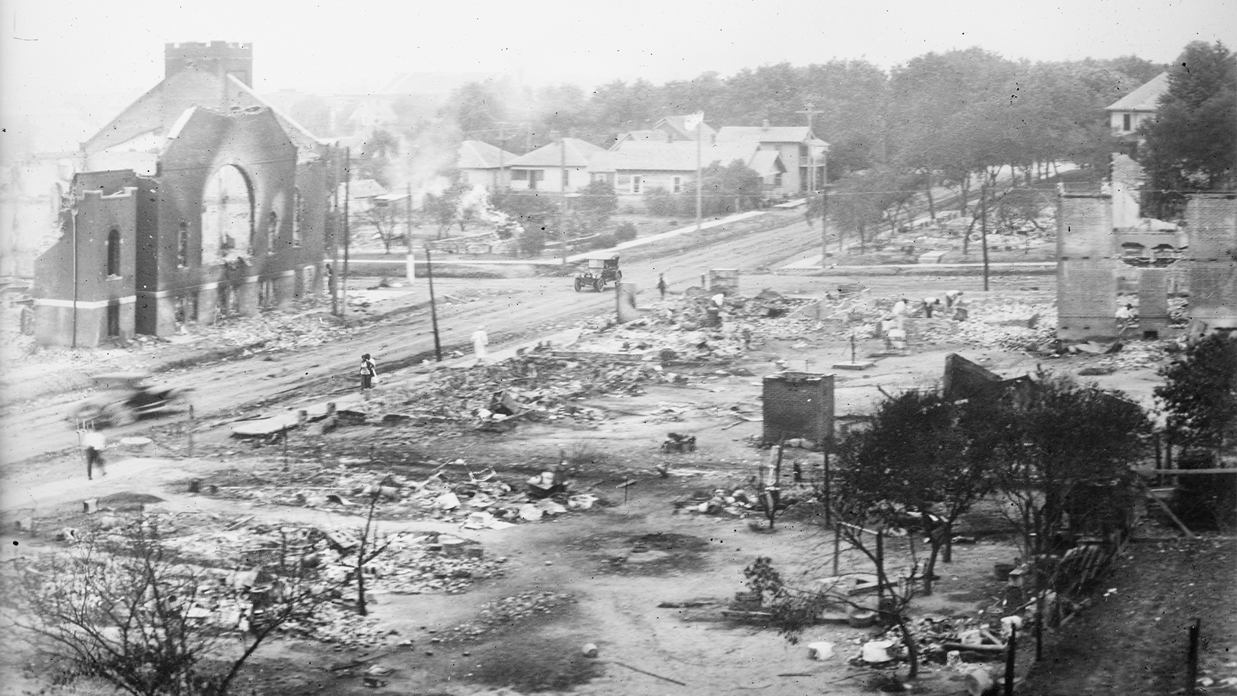web_tulsa-race-massacre_library-of-congress-14744u