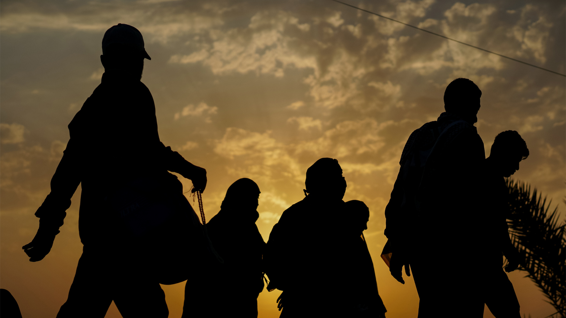 web_asylum-call-info_gettyimages-1179649822
