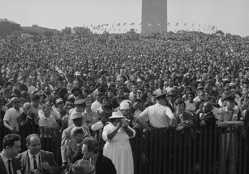 web_2_march-on-washington_crowd_library-of-congress-37200-37251u
