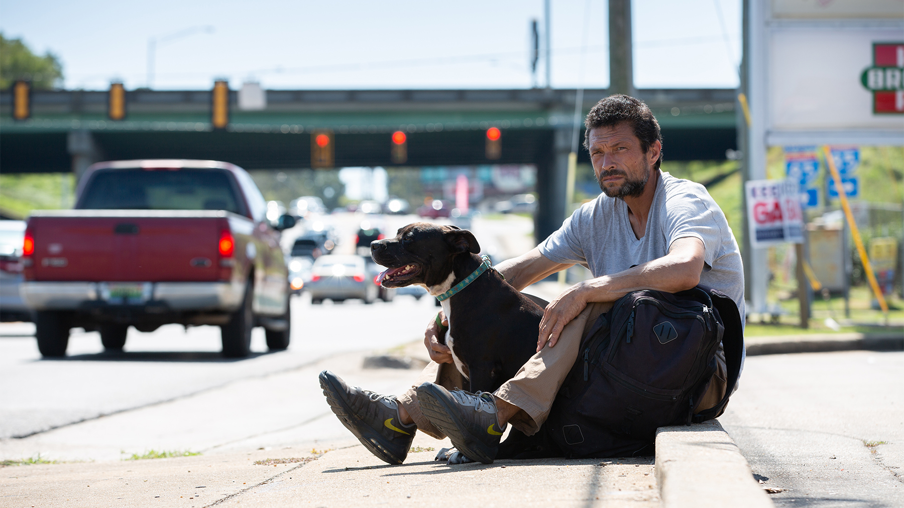wr_mgm-panhandling-jonathan-singleton_spoff