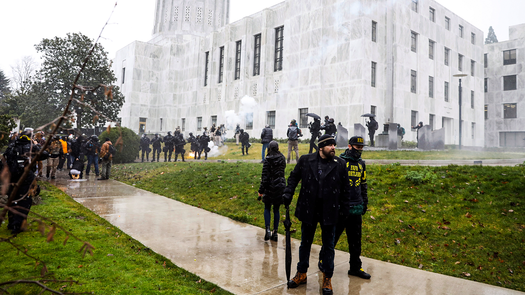 hw_portland-federal-building-shooter-qanon-ties_011521