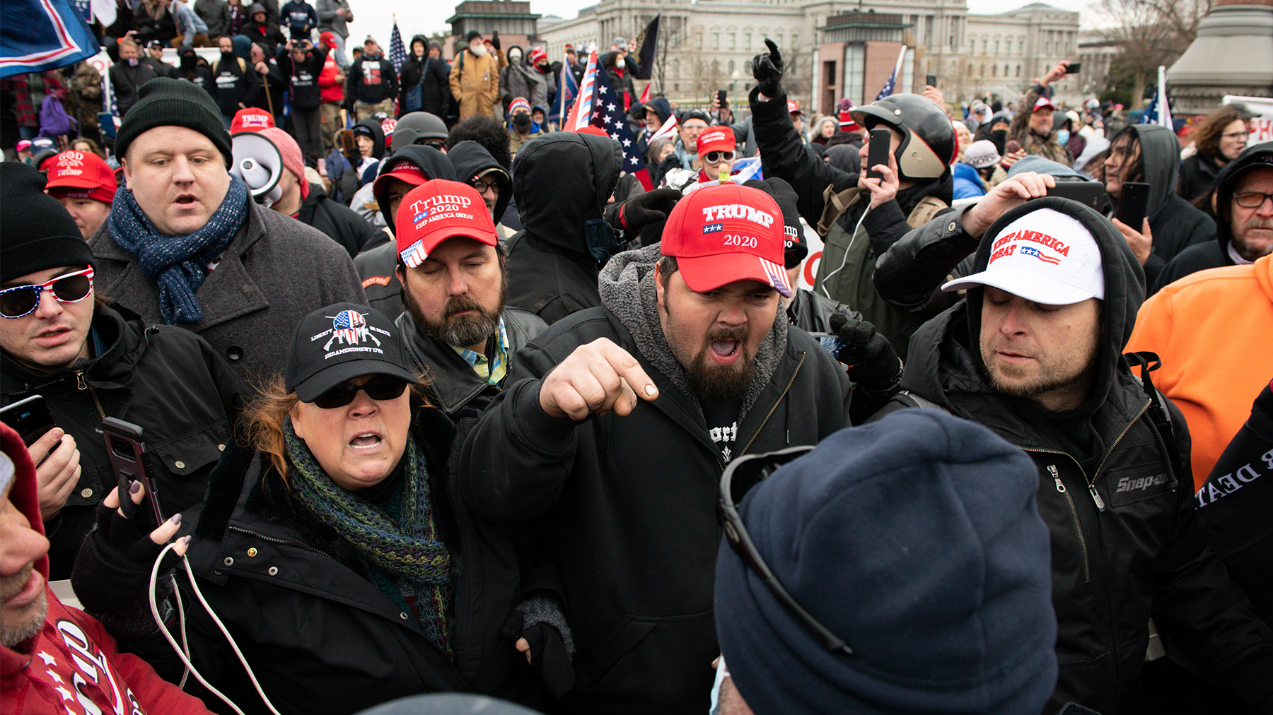 web_violence-at-dc-capitol_jan-2021