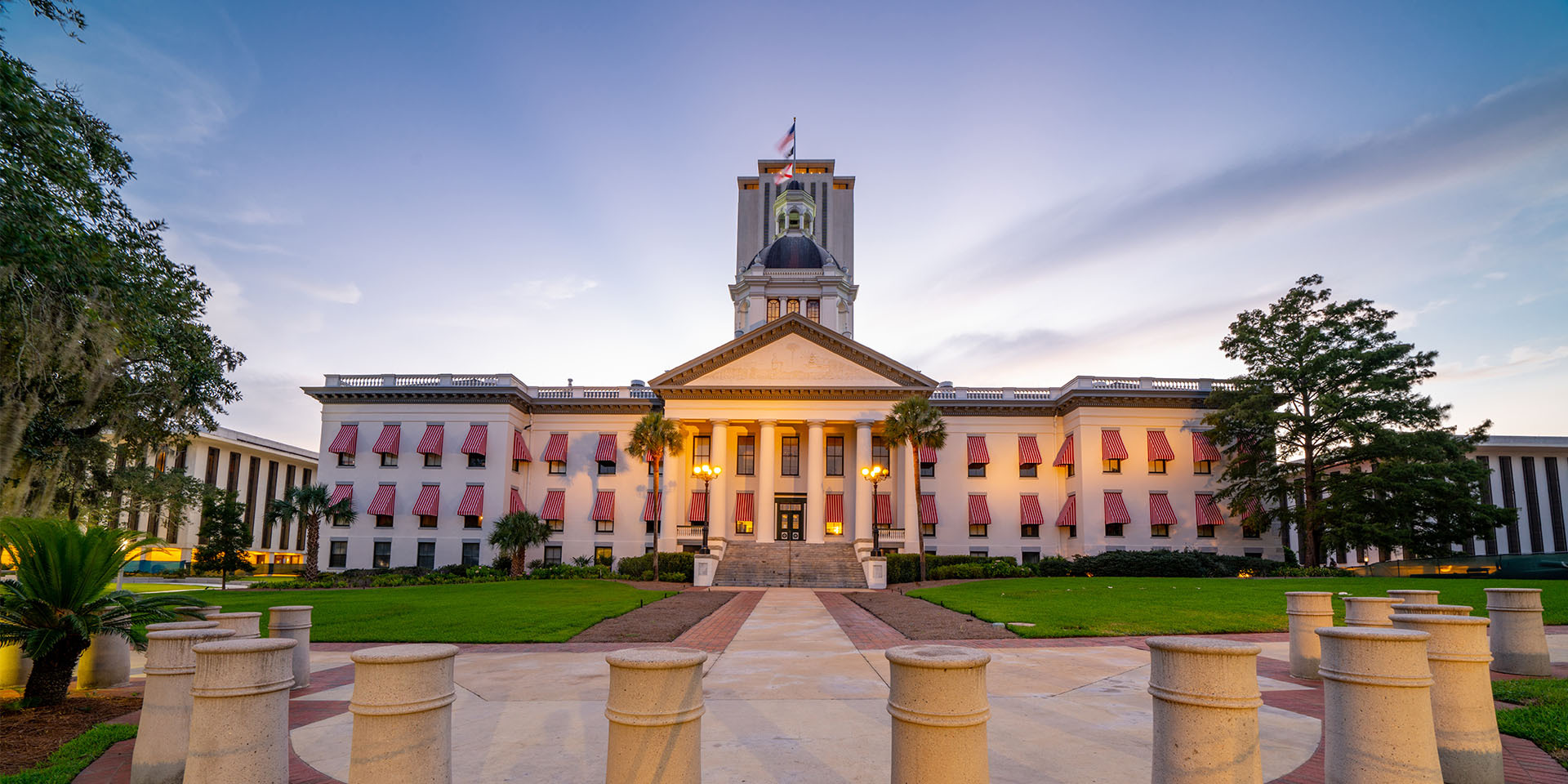 Exterior Florida State House.